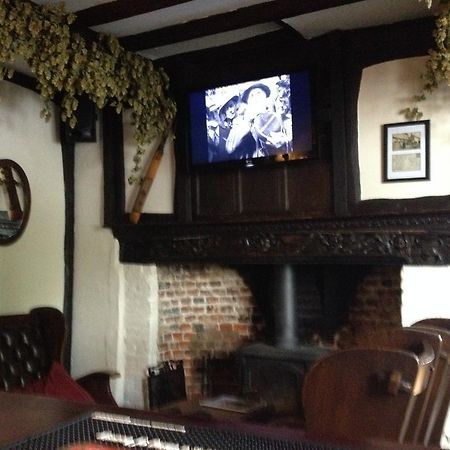 The Abbots Fireside - Channel Tunnel Elham Exterior foto